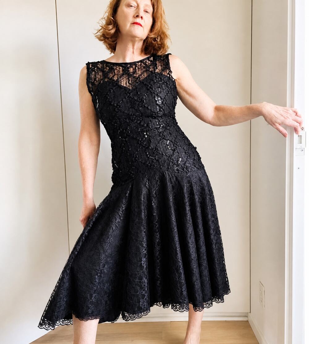 Vintage 80s Formal Party Dress Black Lace Sequin Midi Fit Size Medium Fitted